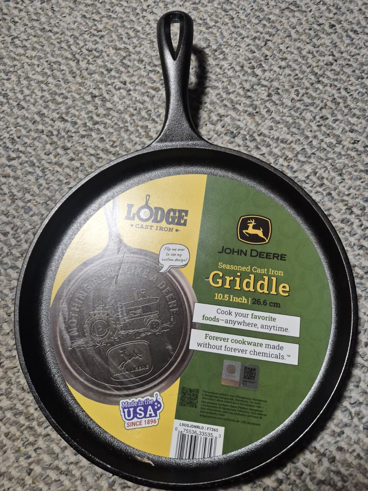 New 10.75inch seasoned Lodge Cast Iron Griddle John Deere Edition Made In USA New 10.75inch seasoned Lodge Cast Iron Griddle John Deere Edition Made In USA