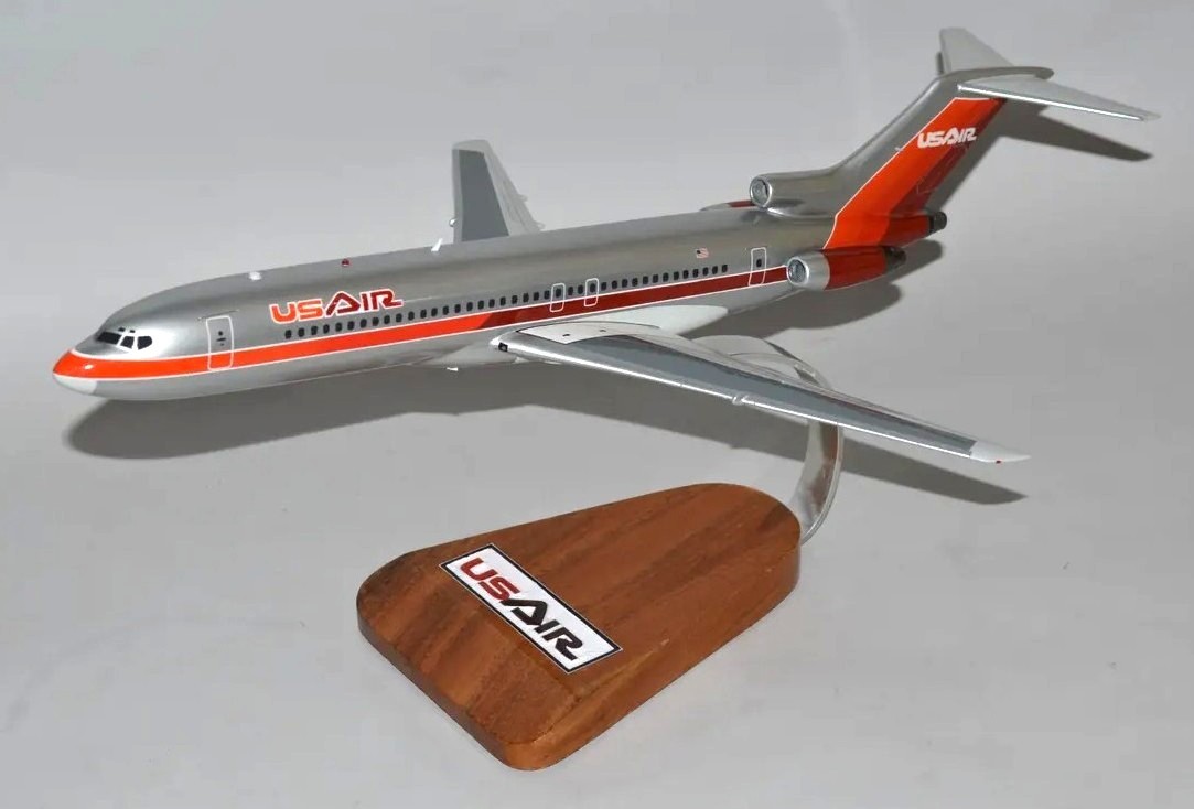 USAir Boeing 727-200 1980's Polished Livery Desk Display Model 1/100 SC Airplane