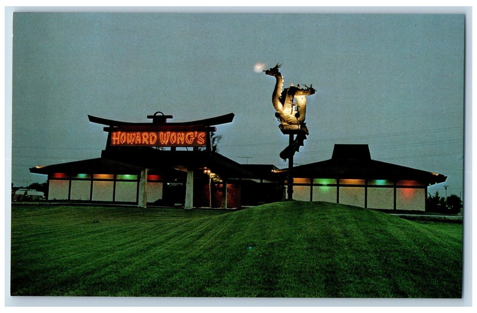 c1950's Howard Wong's Chinese Restaurant Bloomington Minnesota MN Postcard
