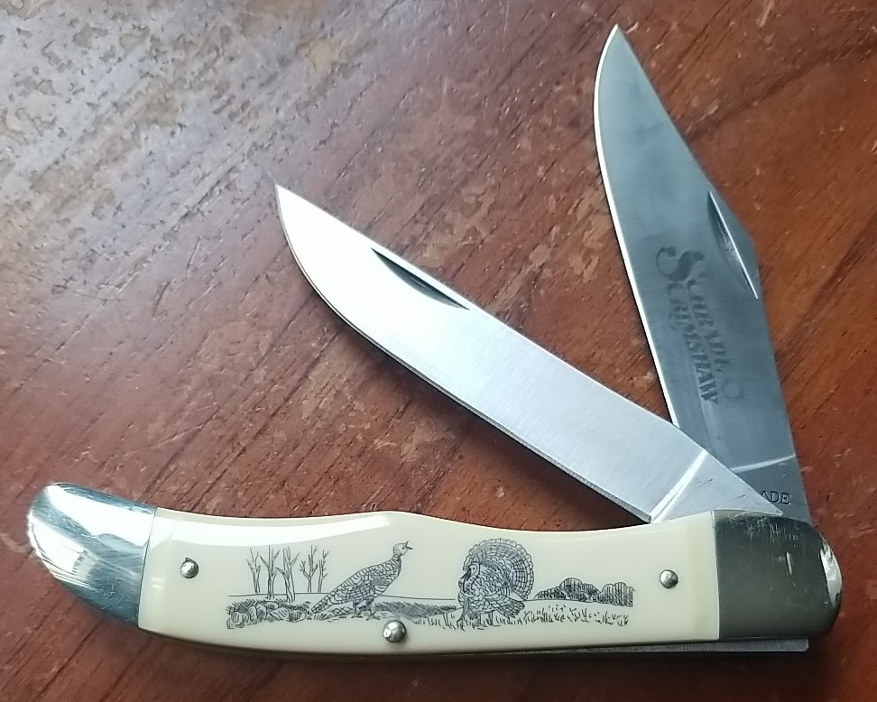 Schrade Scrimshaw Hunter 5.3\