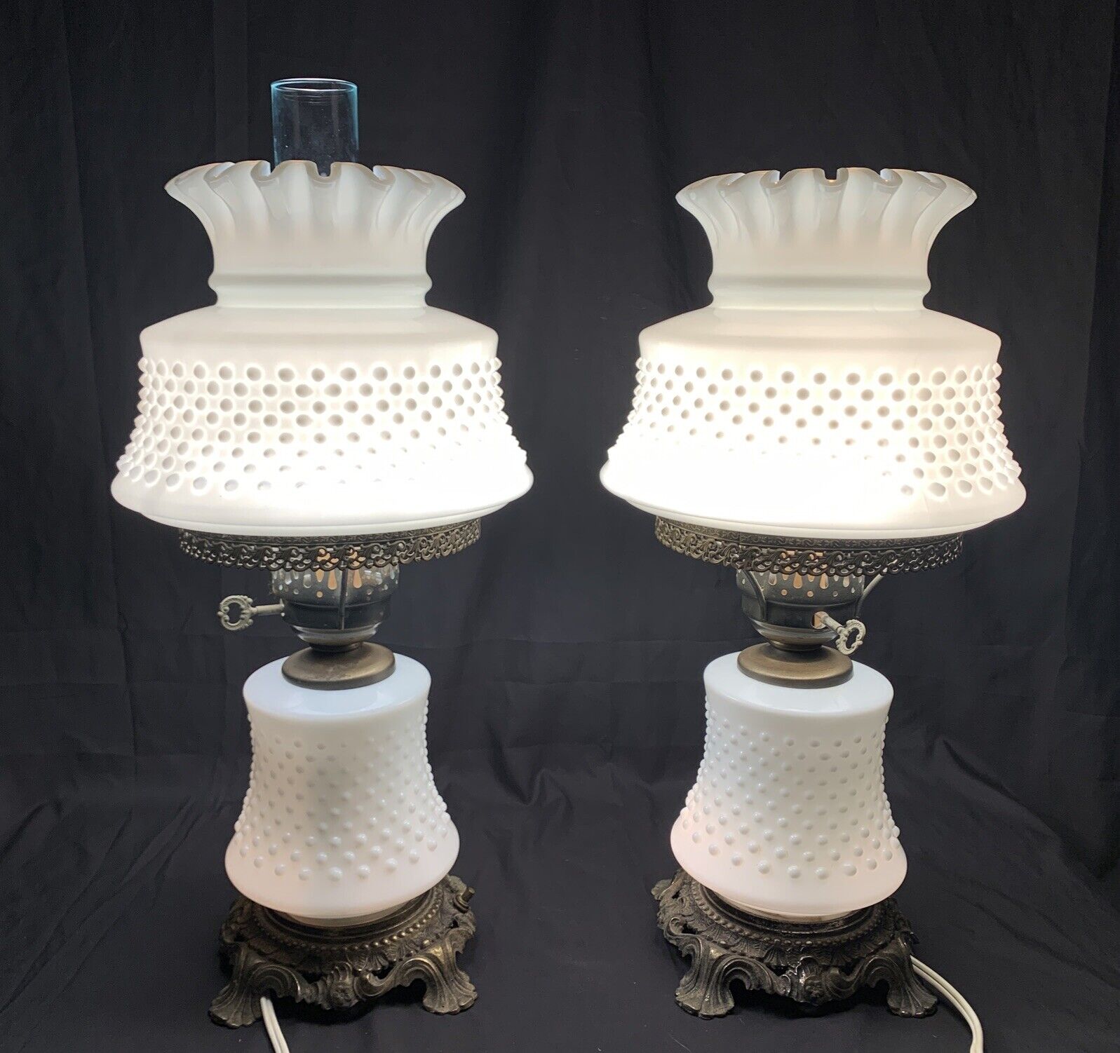 ✨(2) Hobnail Milk Glass Hurricane Parlor Lamp Gone With The Wind Brass Lamp✨