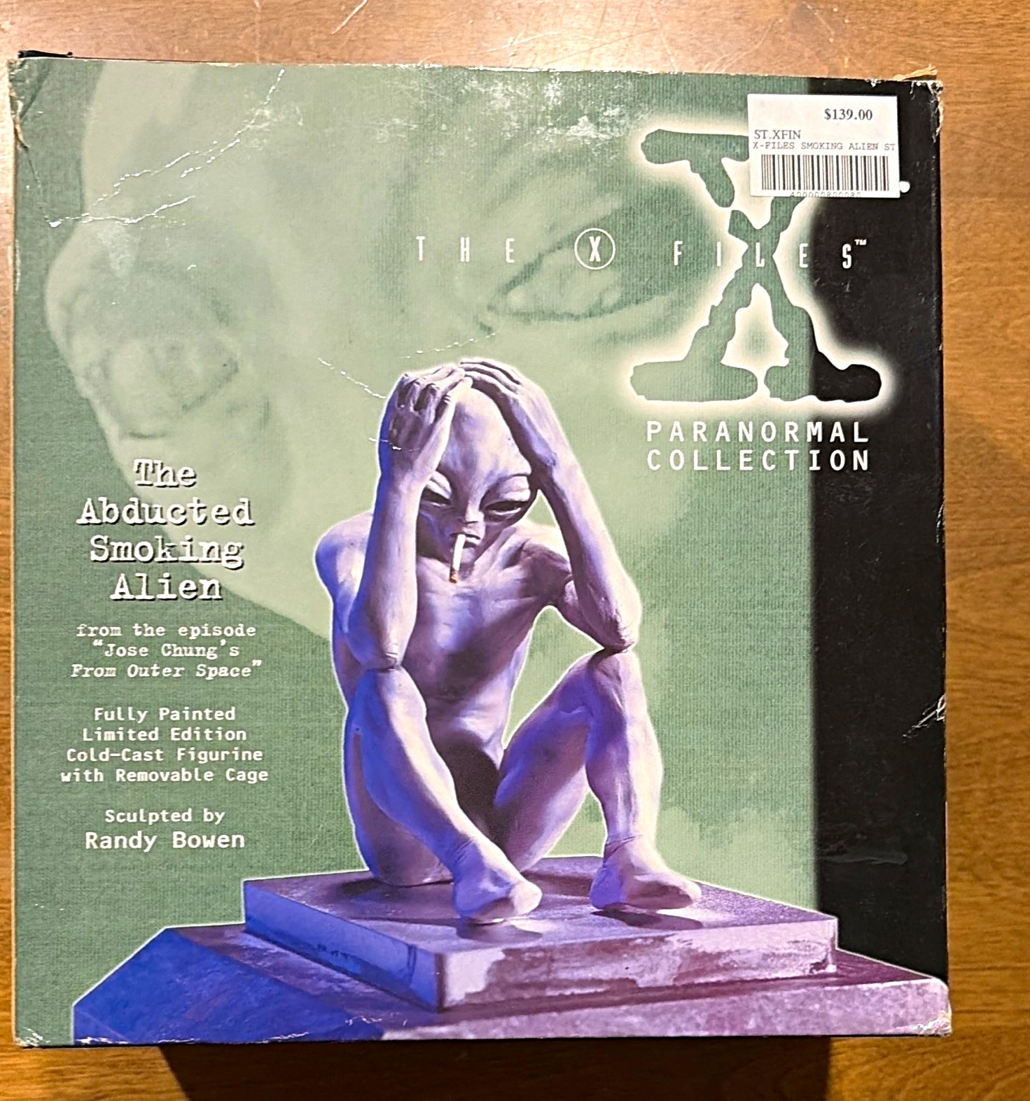 The X-Files Paranormal Collection Abducted Smoking Alien Figurine 1997 #236/3000