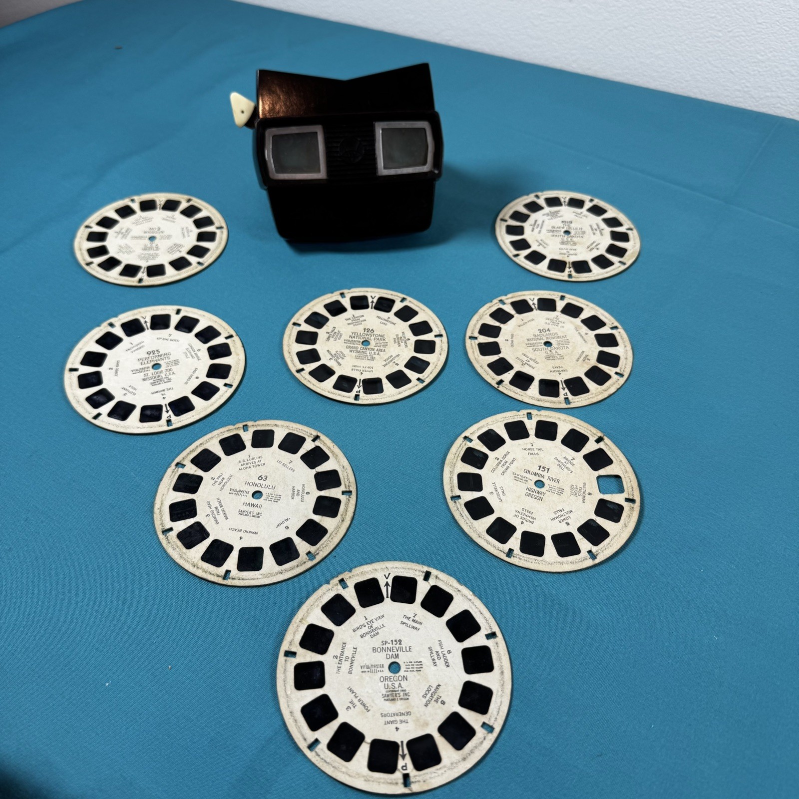 Vintage View-Master Model C Brown Bakelite Stereoscope Viewer 1950s