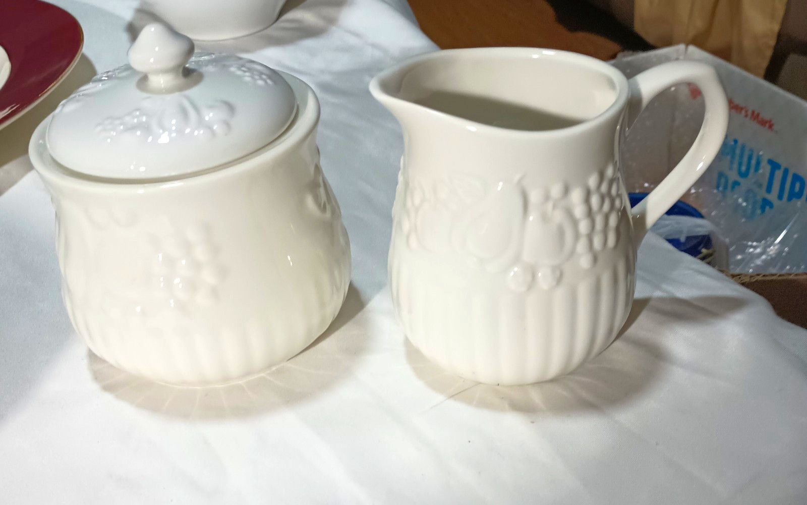 Libbey Creamer And Sugar Bowl W/ Lid. 4.5\