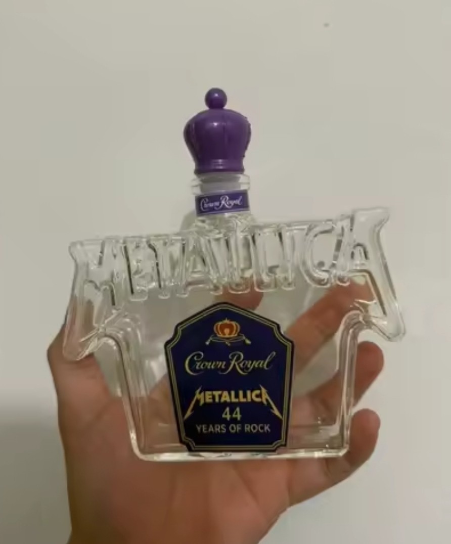 Metallica Rock band Music Flask Decanter Alcohol Liquor New Rare Collectible 