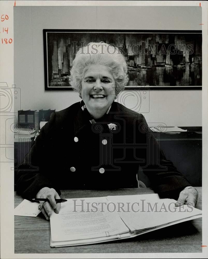 1973 Press Photo Mrs. Katherine Schoenberger sells C Lazy U Ranch, Granby, CO