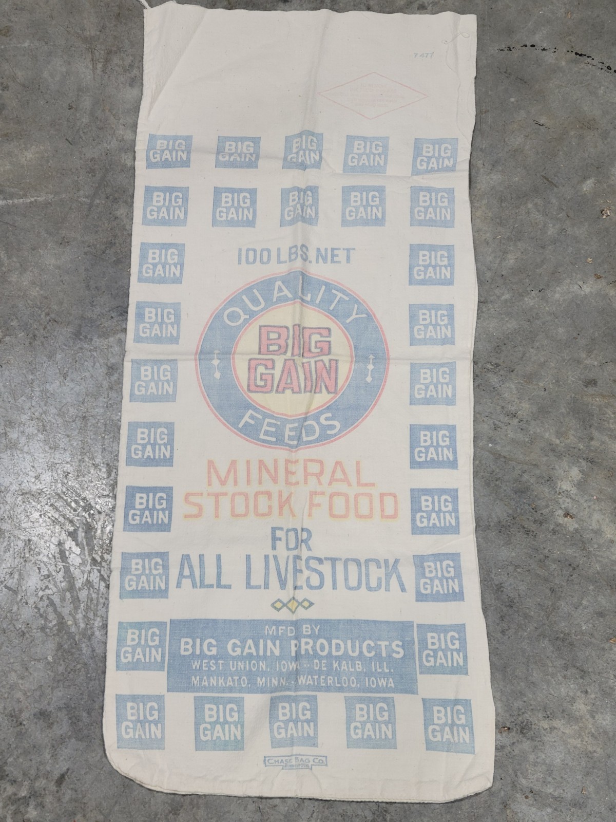 Vintage 100lb BIG GAIN Livestock Canvas Feed Sack Bag Iowa Dekalb Illinois Ag