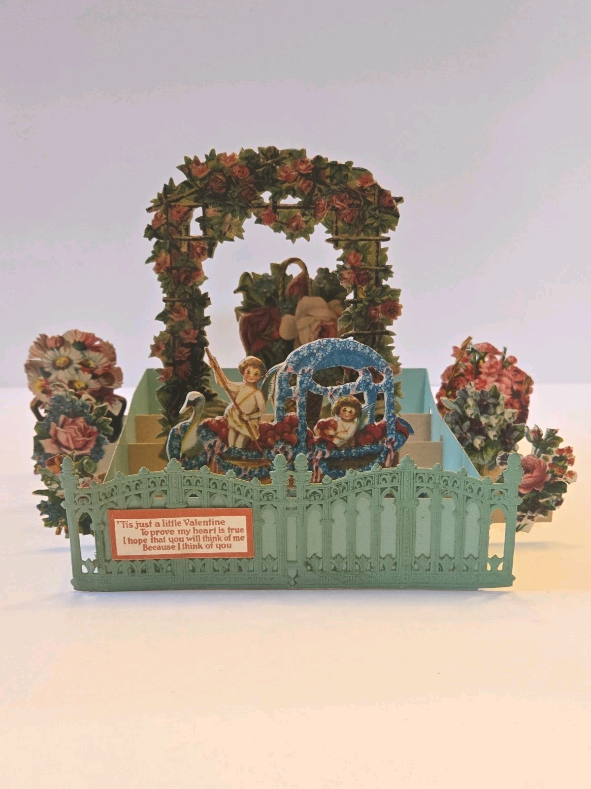 Victorian Embossed Die cut Valentine Pop-up Card Flowers 5 1/2\
