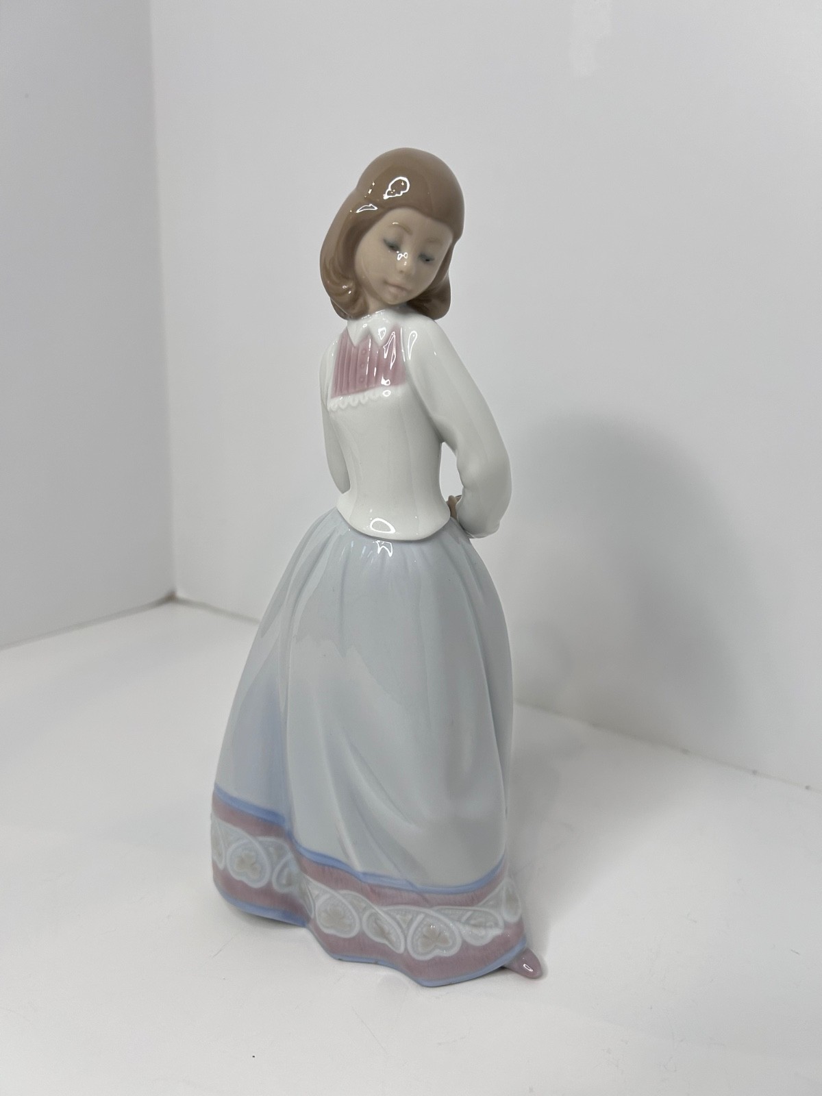 Lladro Figurine 6754 \