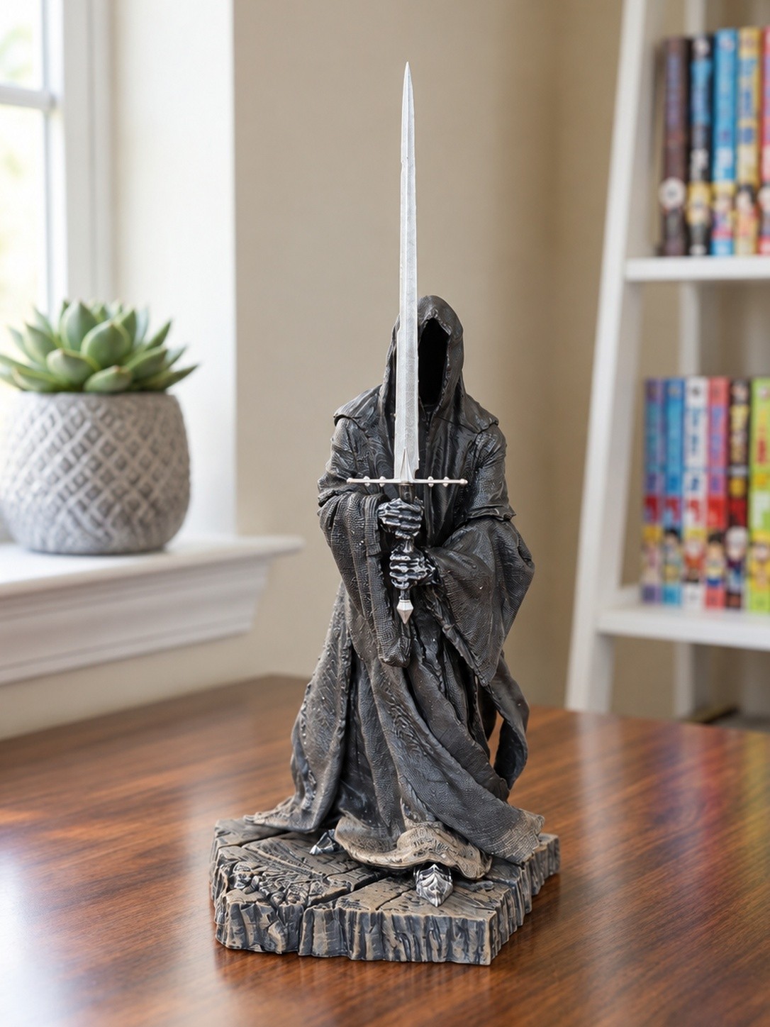 Lord of the Rings Nazgul Ringwraith Figure 26cm 10.2in Black Rider Statue Gift
