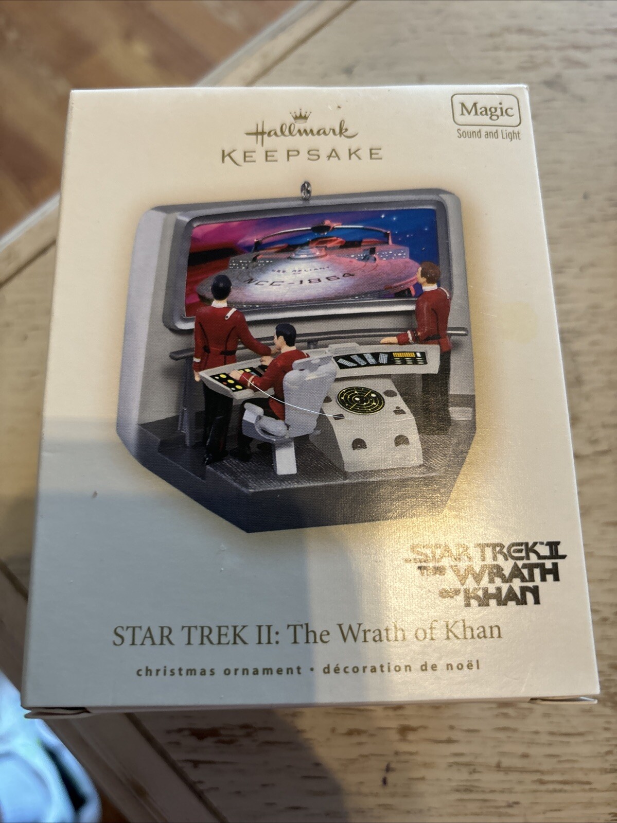 Hallmark QXI4349 Star Trek The Wrath of Kahn Ornament-10-13-178