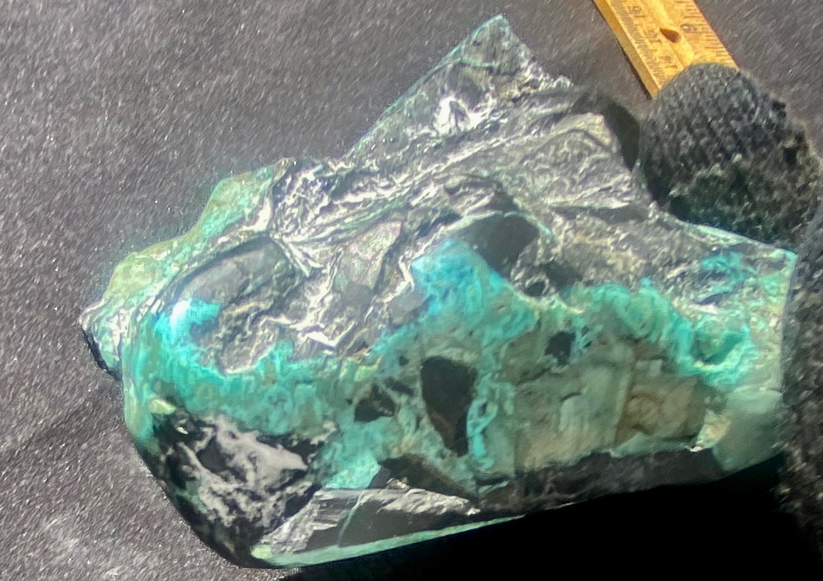 Cloud Mountain Turquoise Dramitic Speicemen 338 Grams or 11.9 Oz