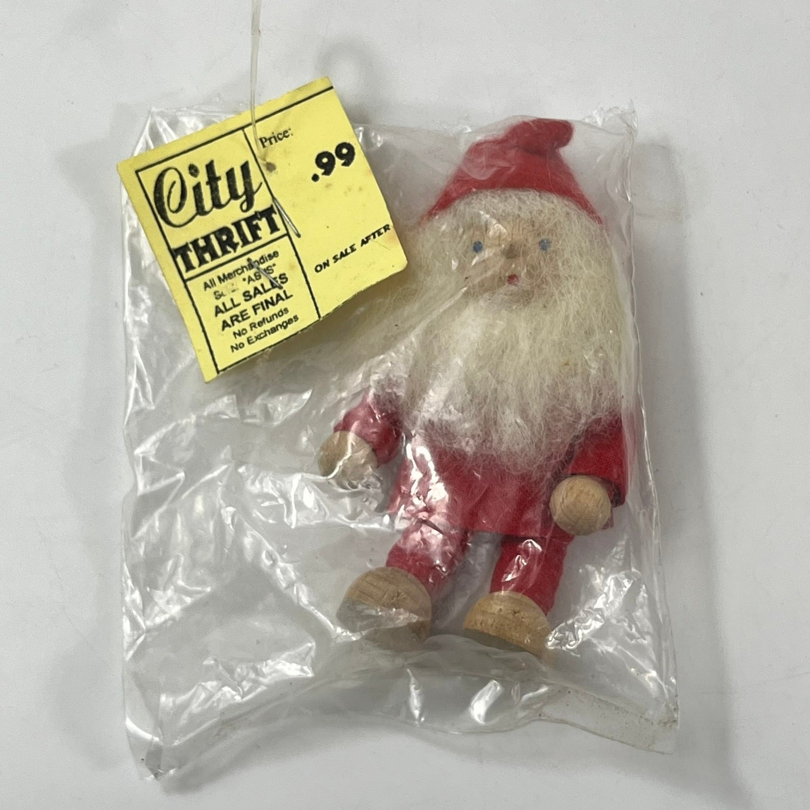 1960s Vintage Wooden Santa Figurine in Bag Felt Red Suit Yarn Beard 4\