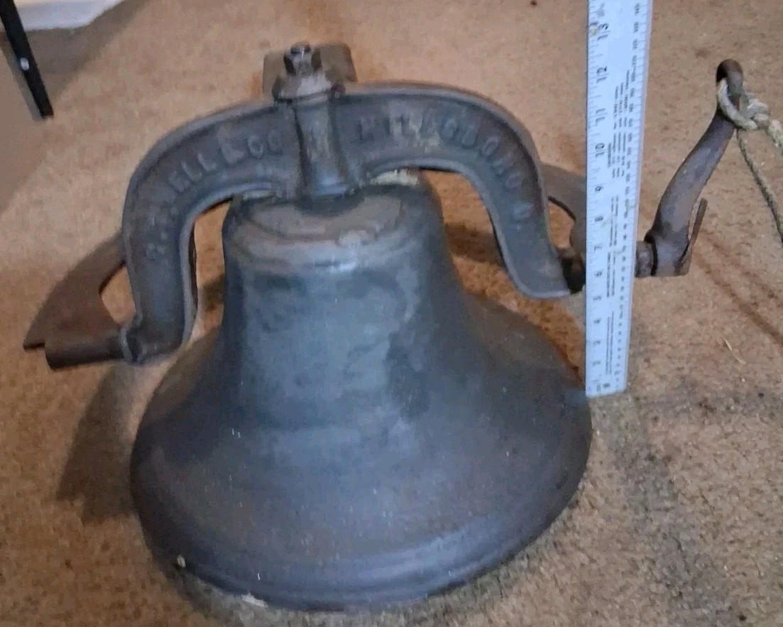 Antique Style Farmhouse Church School Bell Antique Style Farmhouse Church School Bell
