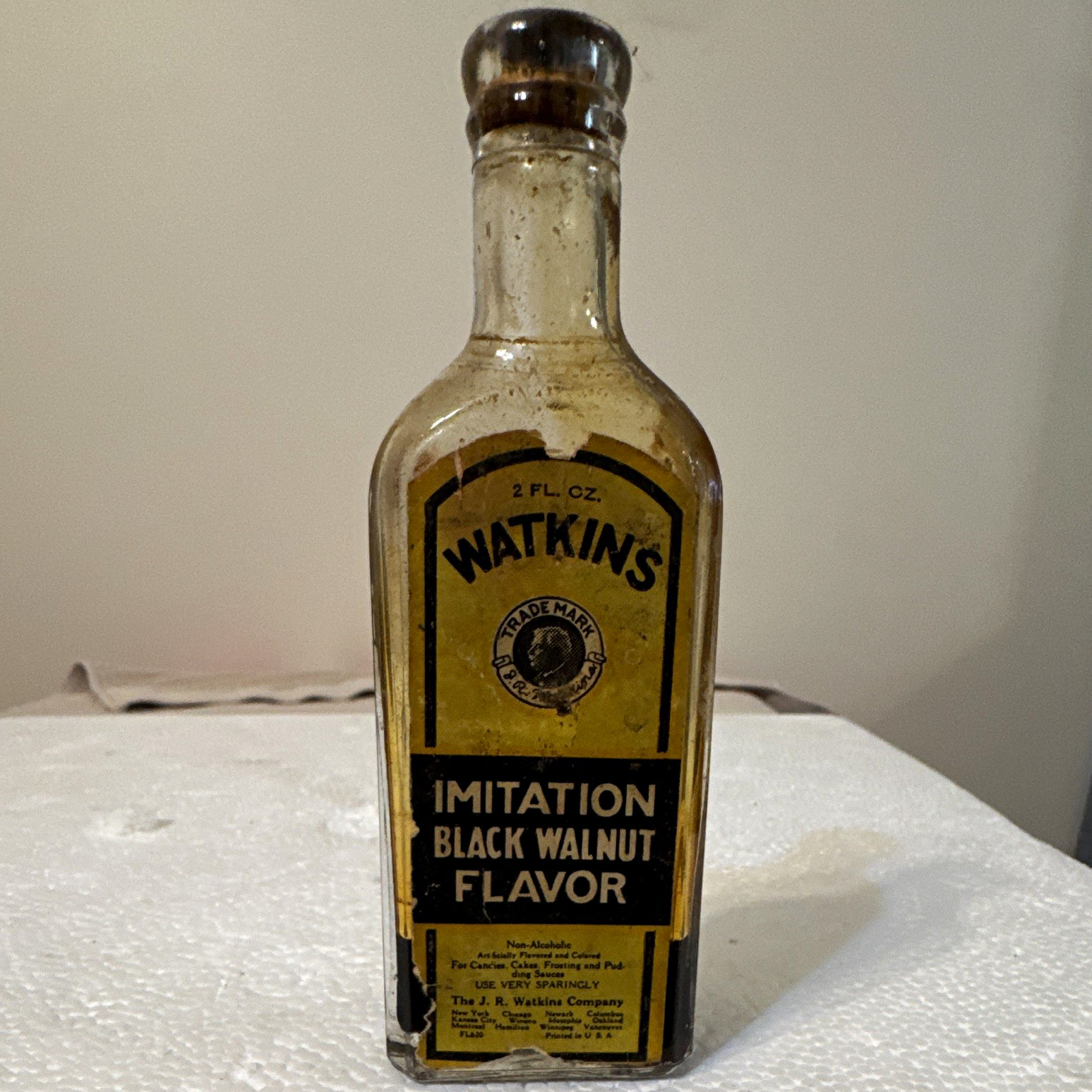 Vintage 1930s J.R. Watkins Black Walnut Flavor 2 Oz Bottle Cork Label