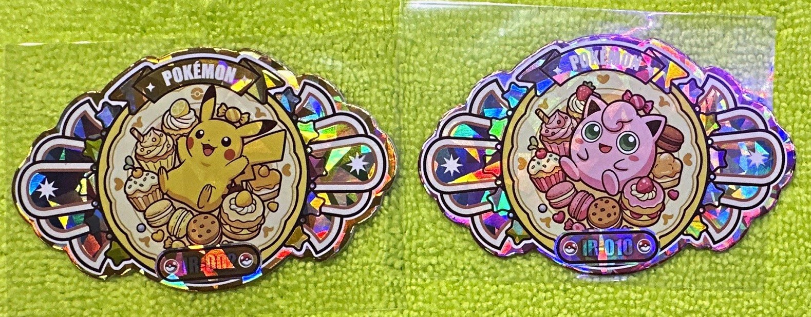 Pokemon non-TCG Art Cards. Pikachu & Jigglypuff Holographic 2 card Lot.