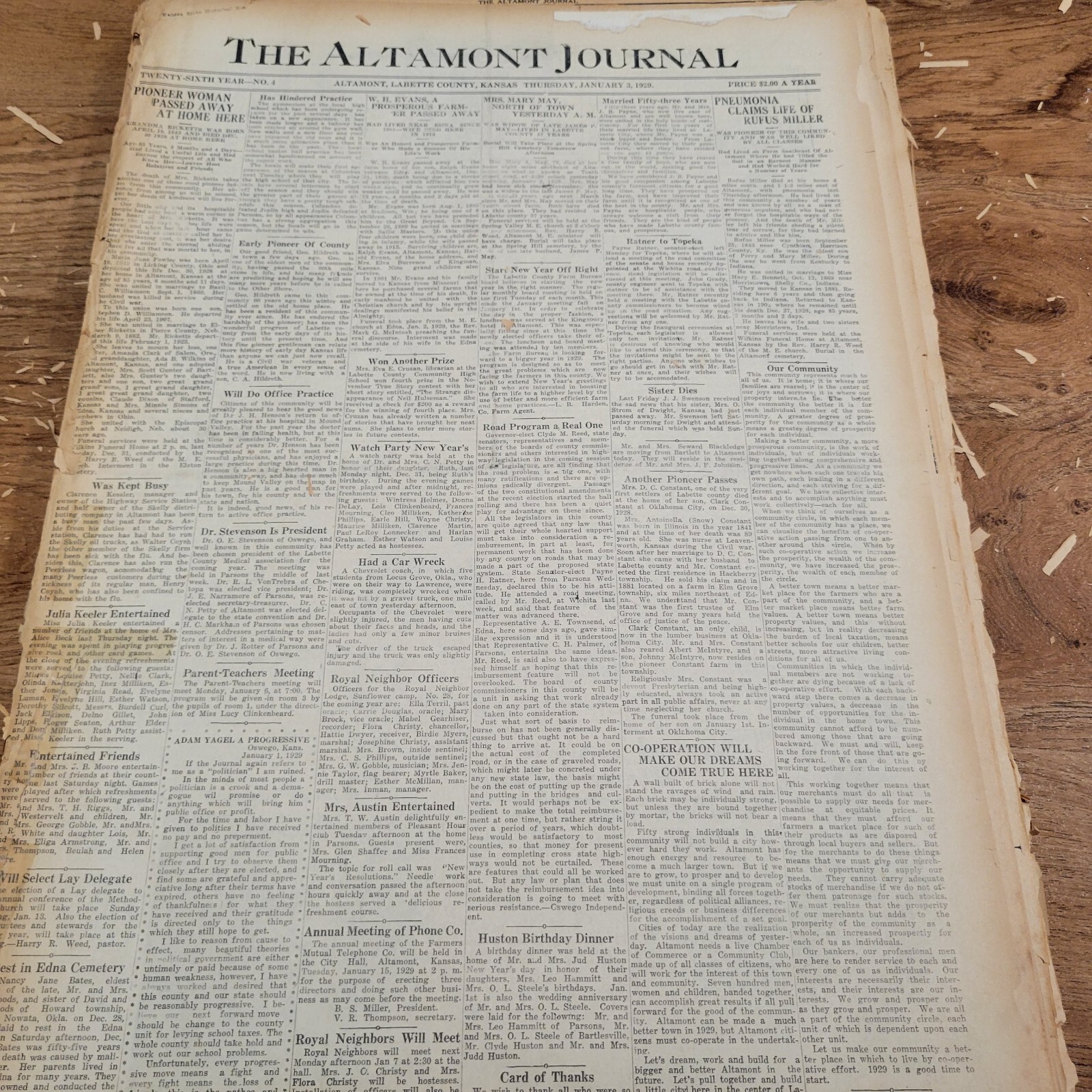 1929 JAN - DEC Altamont Kansas Newspaper Lot, Sports, Baseball, Football, Cars