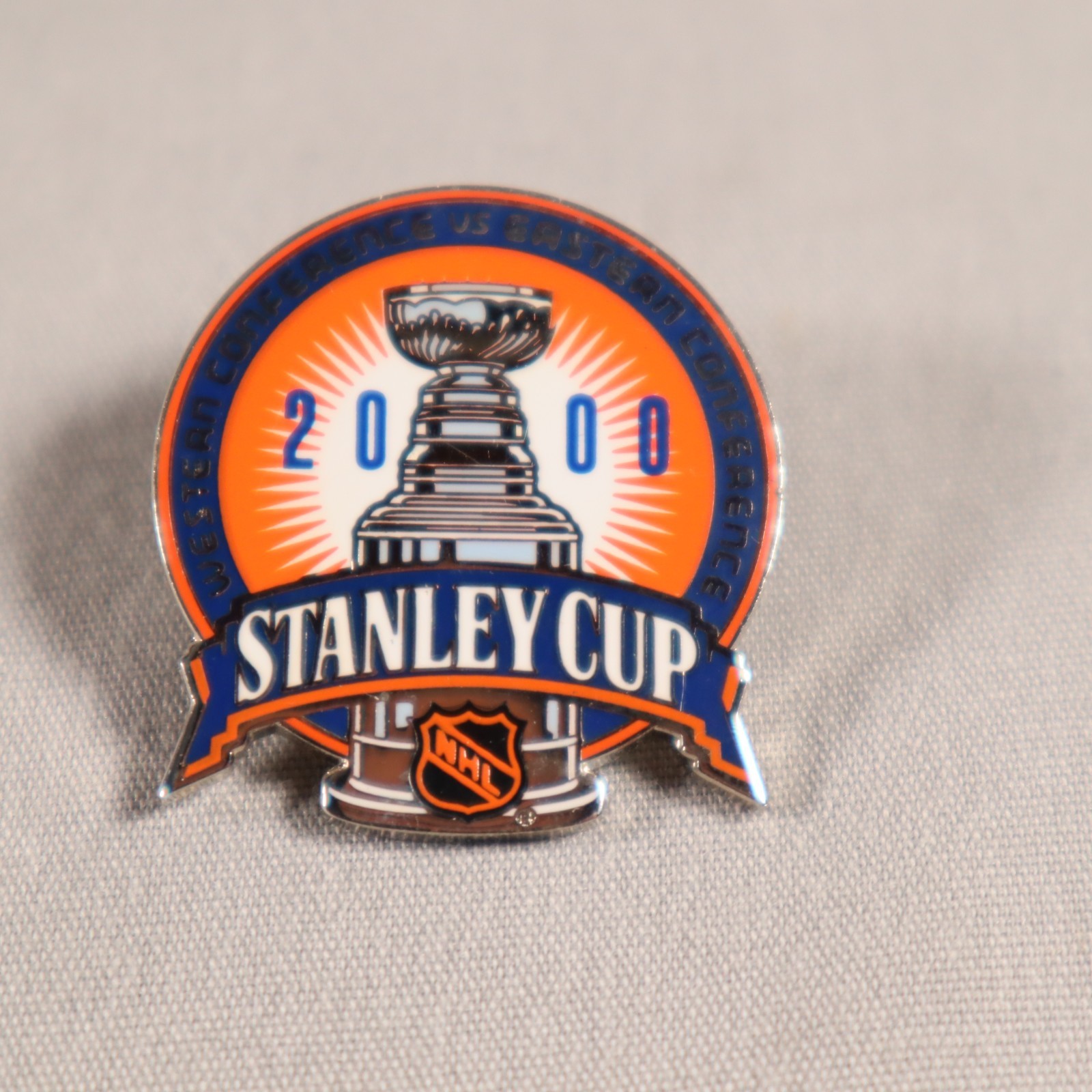 Vintage Lapel Pin Hat Pin Tie Tack NHL Hockey Stanley Cup 2000 1.25 inch