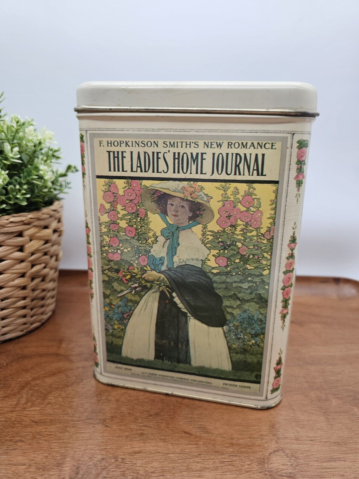 The Ladies Home Journal Metal Tin  F. Hopkinson Smith's New Romance July 1906