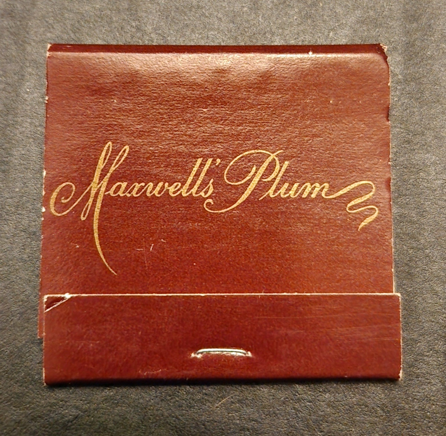 Vintage Maxwell\'s Plum San Francisco Full Unstruck Advertisement Matchbook