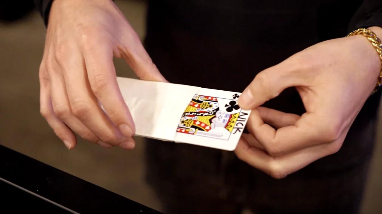 Brandon David  Chris Turchi Gimmick for Close up Street Magic and Mentalism