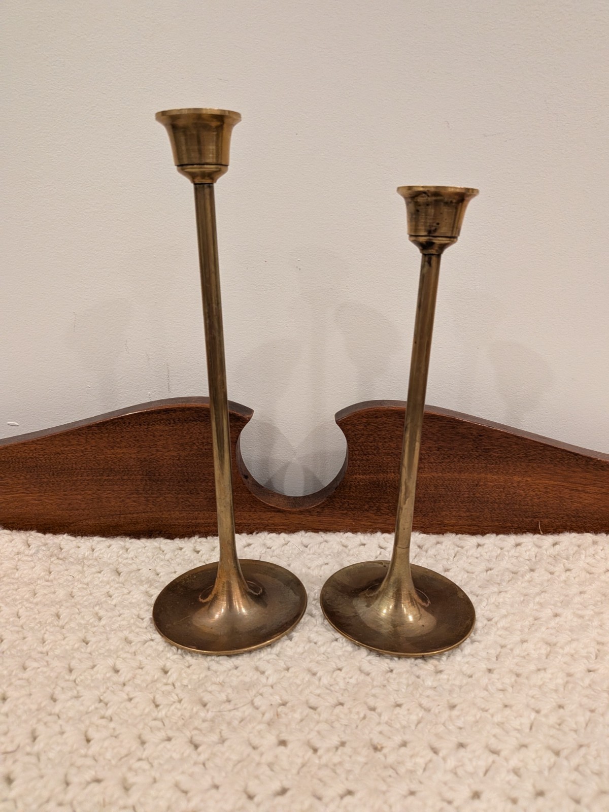 Vintage Brass Candlestick Holders MCM Tulip Base Set of 2 Made in Taiwan 1970s Vintage Brass Candlestick Holders MCM Tulip Base Set of 2 Made in Taiwan 1970s