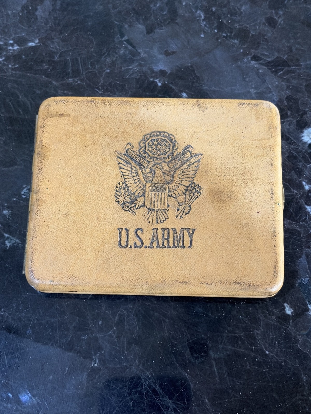 WWII U.S. Army Leather Cigarette Case Great Seal Embossed Vintage K-871
