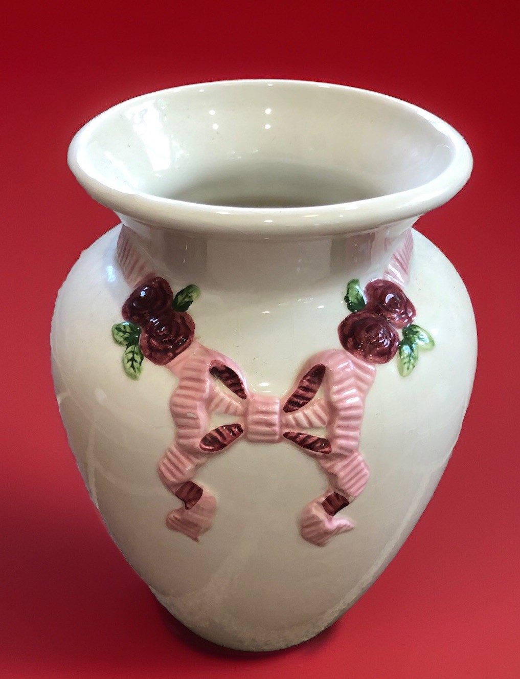 Vtg FTD 8” Ceramic Flower Vase. Cottagecore Shabby Chic Bows