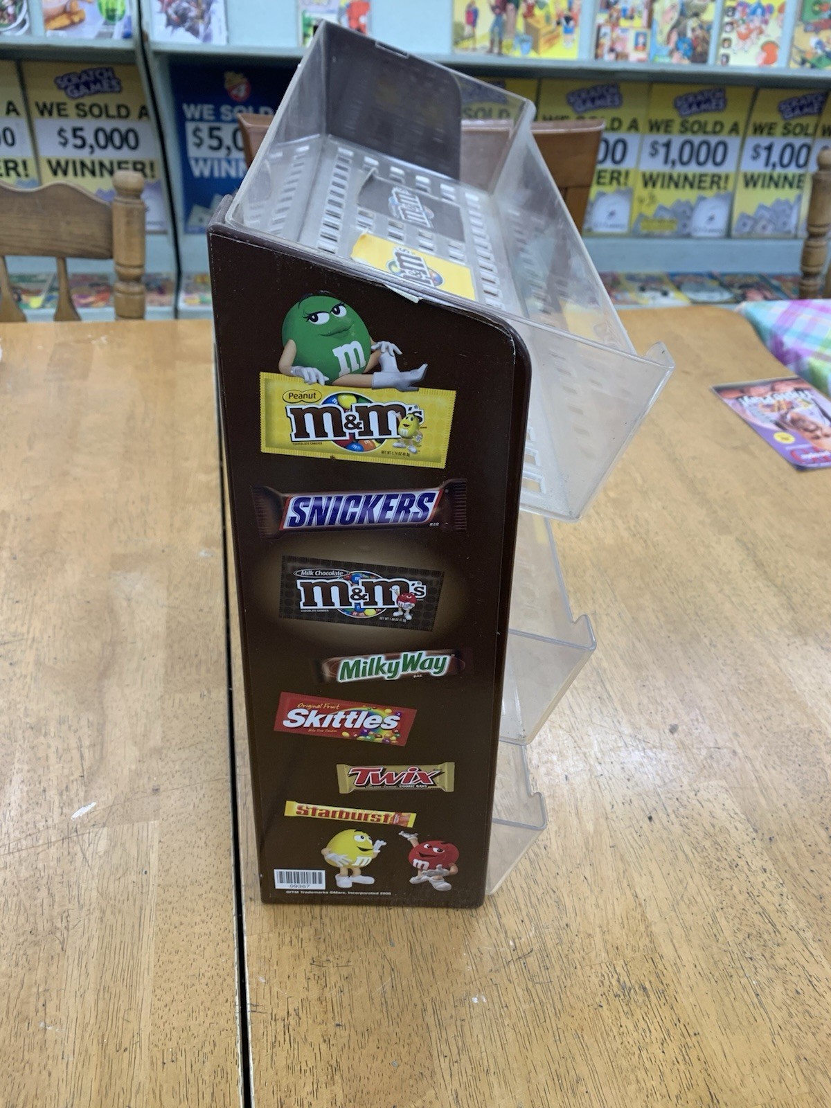 M&M MARS 3 TIER PLASTIC CANDY RACK 2006. SNICKERS MILKY WAY SKITTLES