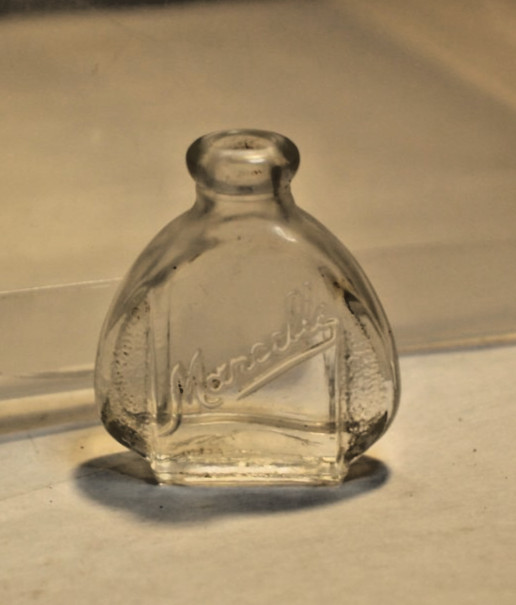 1910-1930s Marcelle Brilliantine Glass Bottle 2\