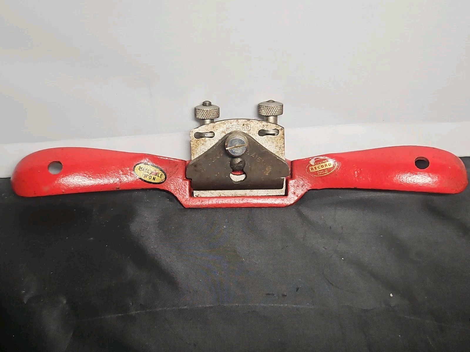 Record Spoke Shave No.A151 Vintage 2-1/8 Wide Blade Made In England Record Spoke Shave No.A151 Vintage 2-1/8 Wide Blade Made In England