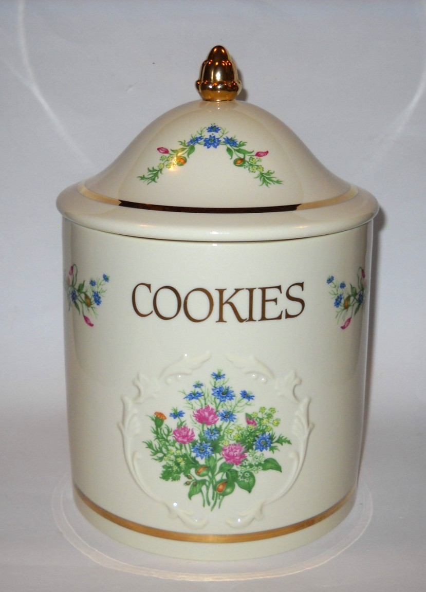 Vintage Lenox Spice Garden Cookie Jar Canister Lid w/ seal Fine Porcelain 1994 Vintage Lenox Spice Garden Cookie Jar Canister Lid w/ seal Fine Porcelain 1994