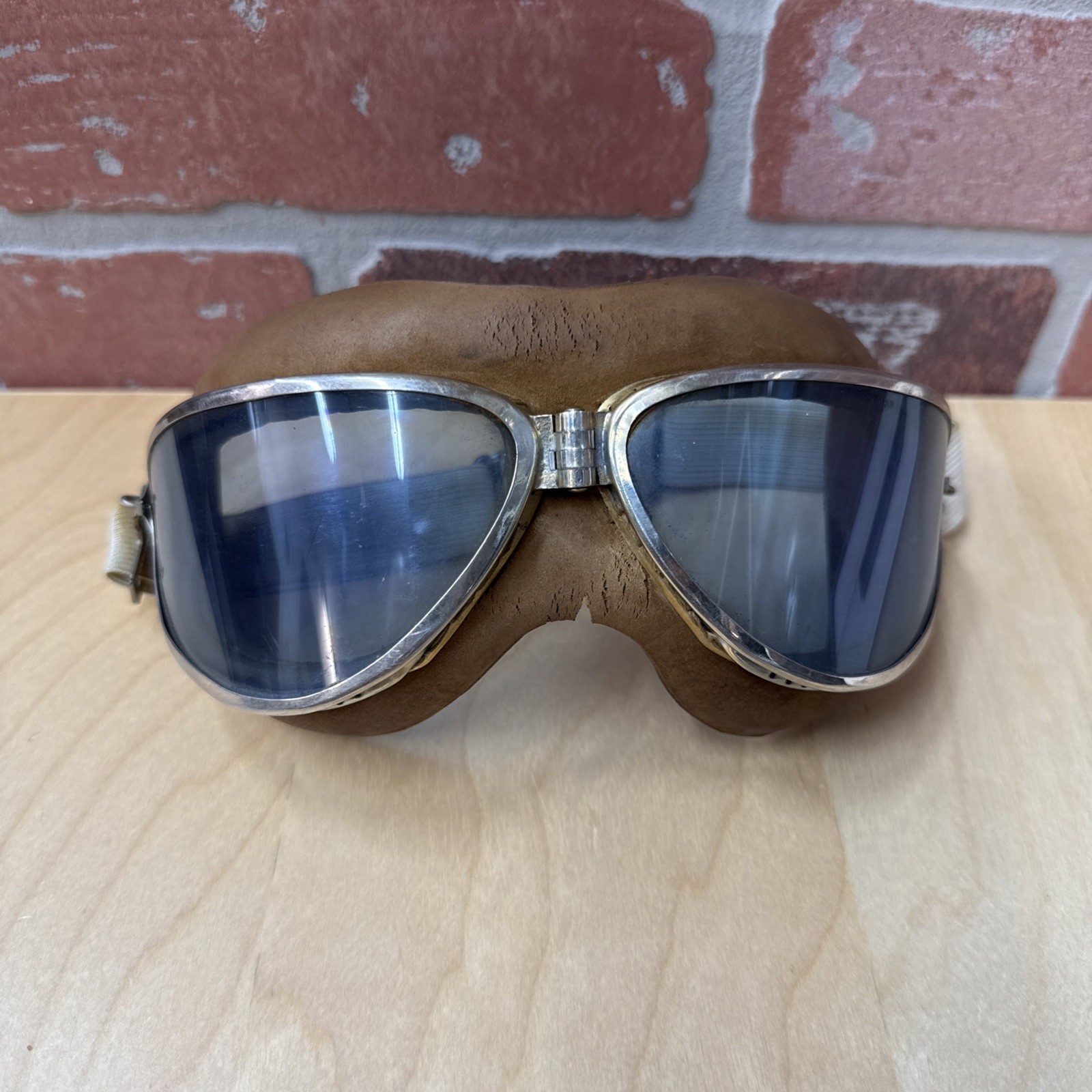 Scarce 1930s MK1 Style Aviator's Goggles with Blue Lenses. 