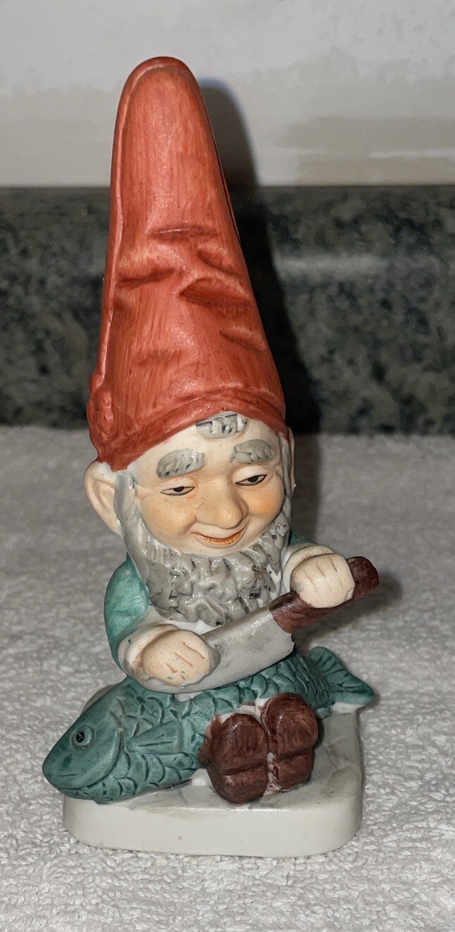 Vtg Brinns “Fish Deboner” Ceramic Gnome - Taiwan