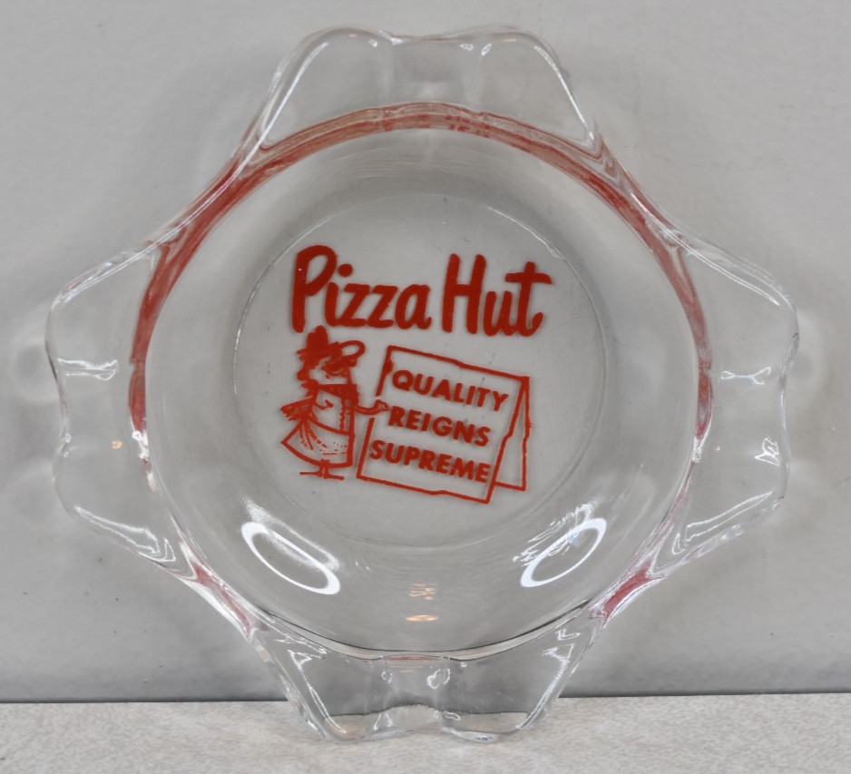 Vintage NOS 1970s Pizza Hut Ashtray Glass Quality Reigns Supreme Pete Logo 4