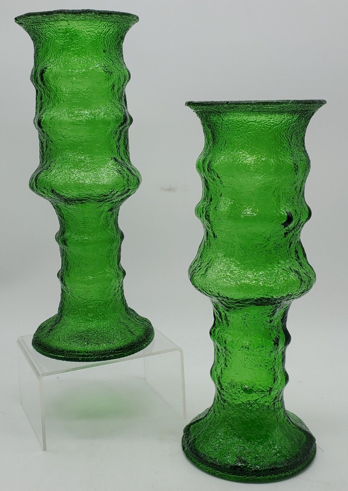 Pair Of Vintage EO Brody Emerald Green Ribbed Vase - MCM Crinkle Glass- Flaw