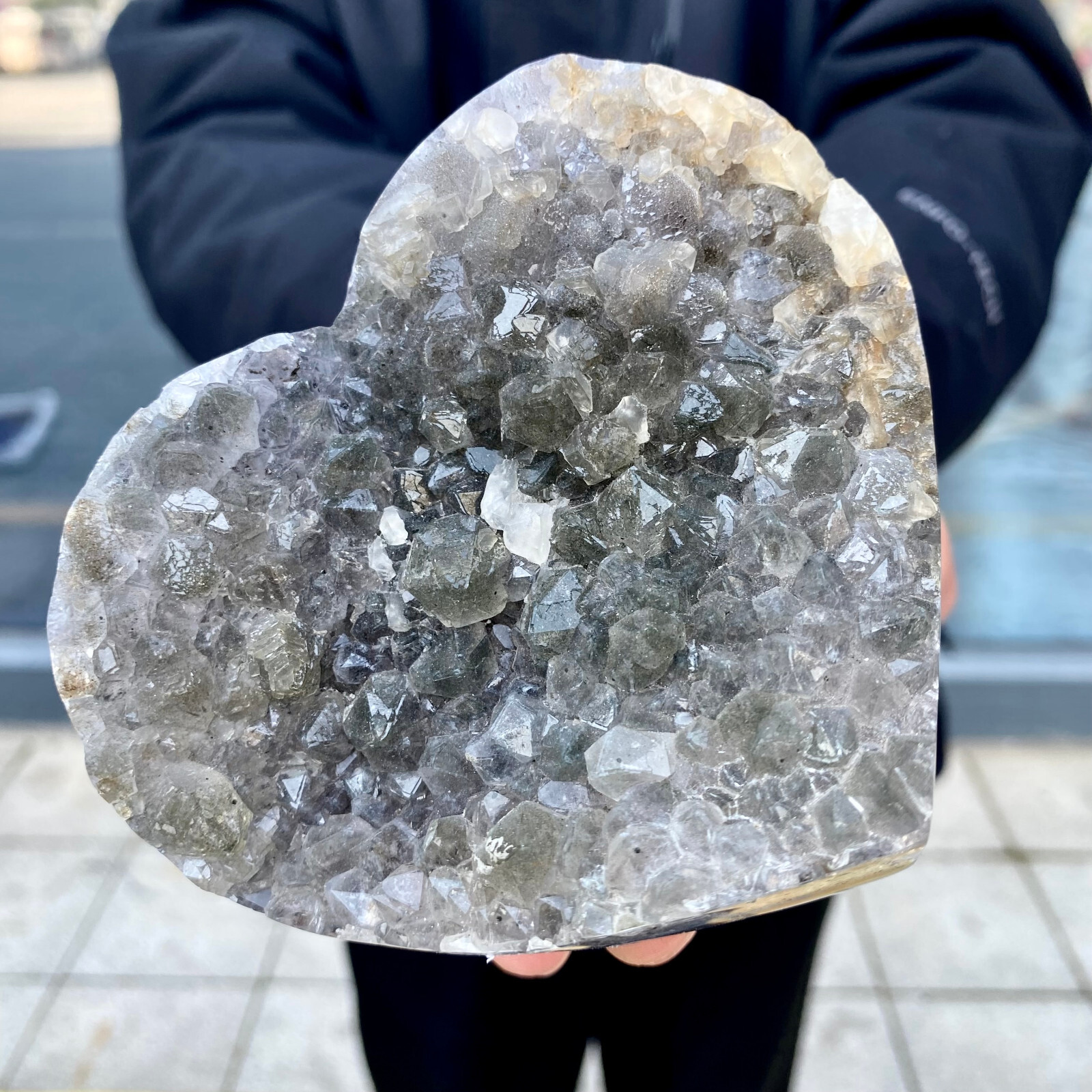 1.4LB Natural Brazilian amethyst hand cut heart-shaped decoration