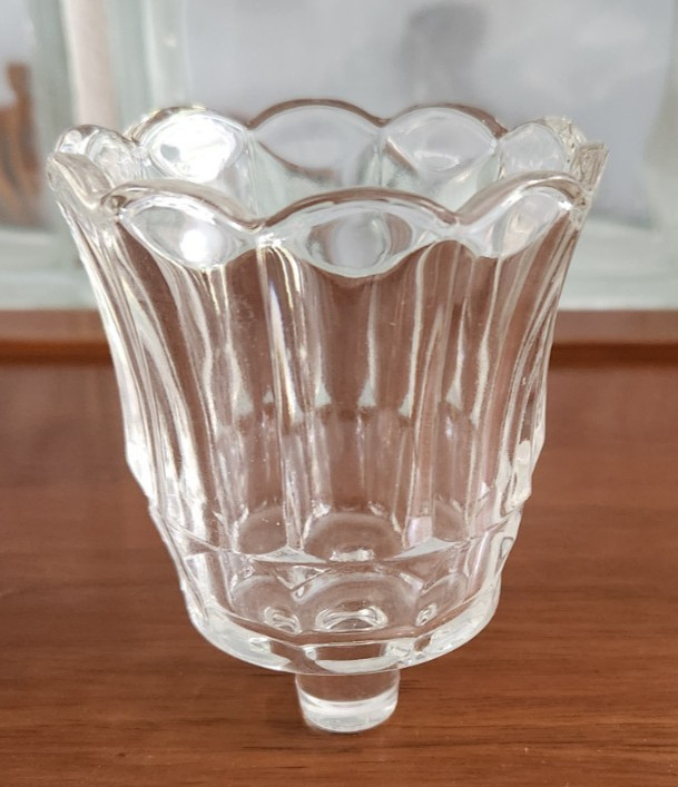 Vintage Clear Glass Tulip Peg Cup Votive Candle Holder  3\