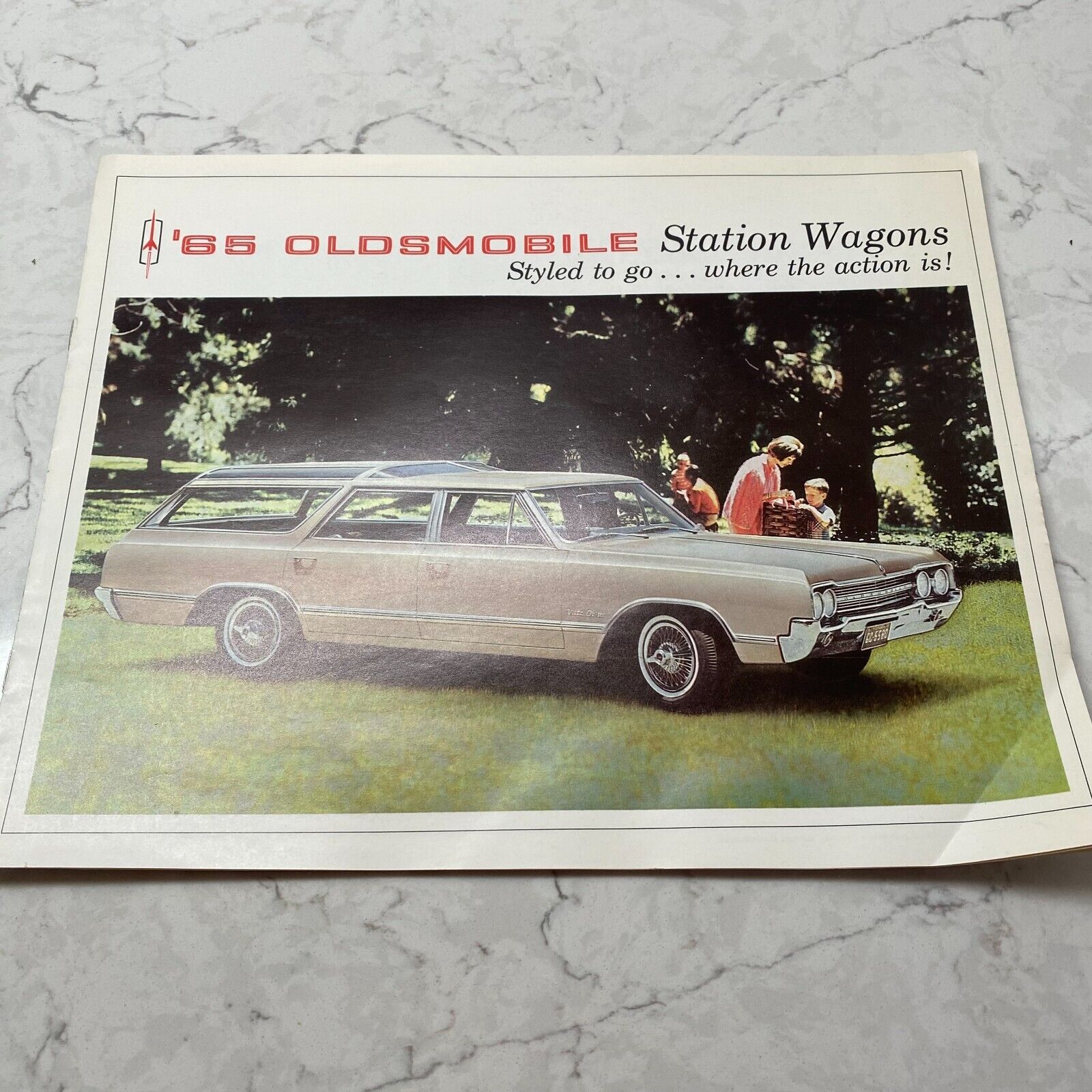 1965 Oldsmobile Station Wagon, Ninety-Eight, Starfire, Dynamic 88 Sales Brochure