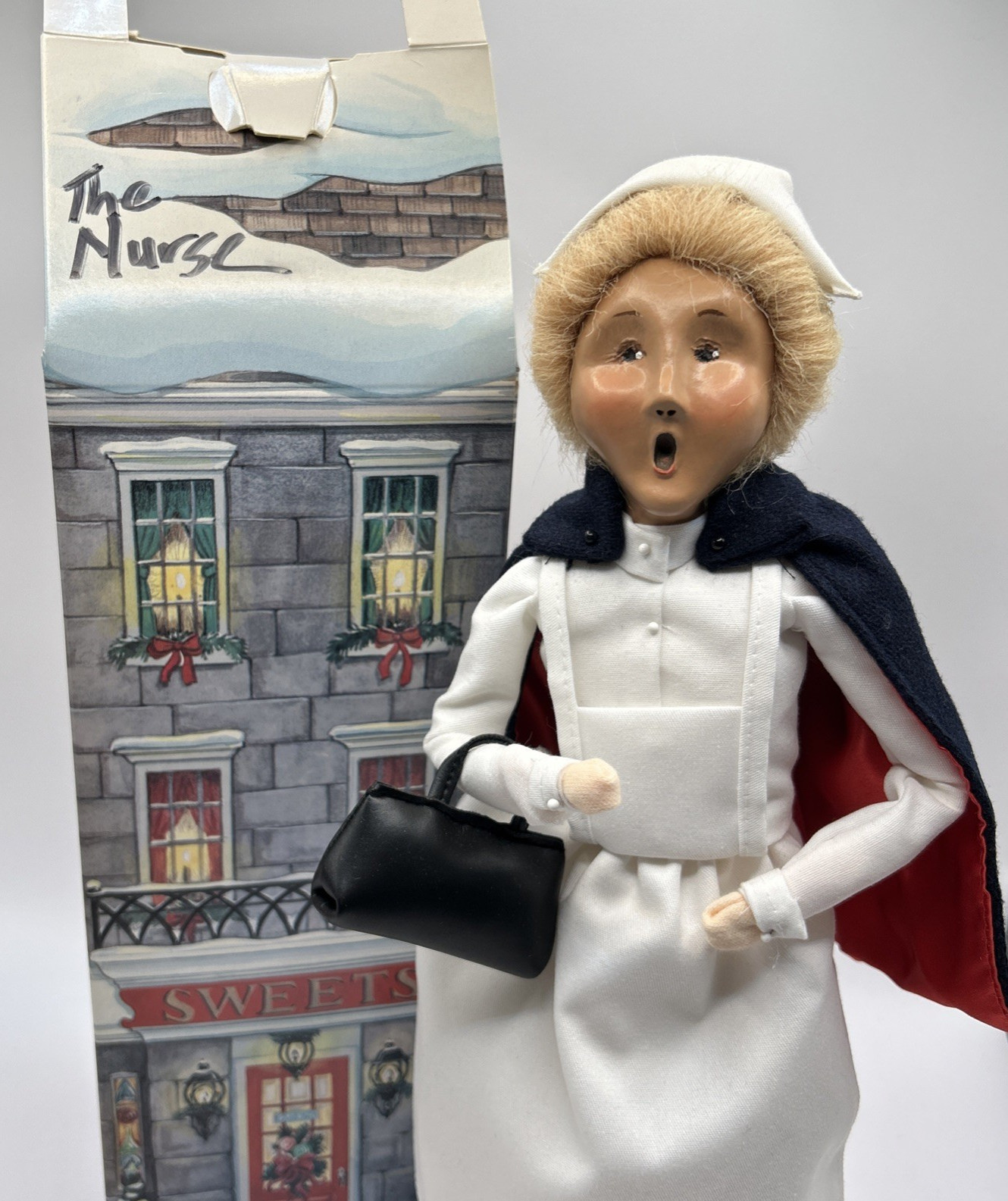Vintage 1998 Byers Choice Ltd. Retired Carolers Blond Nurse with Bag & Box/Tote
