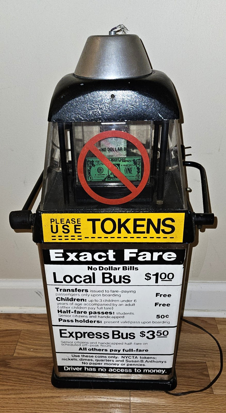 Rare Vintage NYC MTA Bus Fare Token Coin Machine Box + Plug Wire Rare Vintage NYC MTA Bus Fare Token Coin Machine Box + Plug Wire