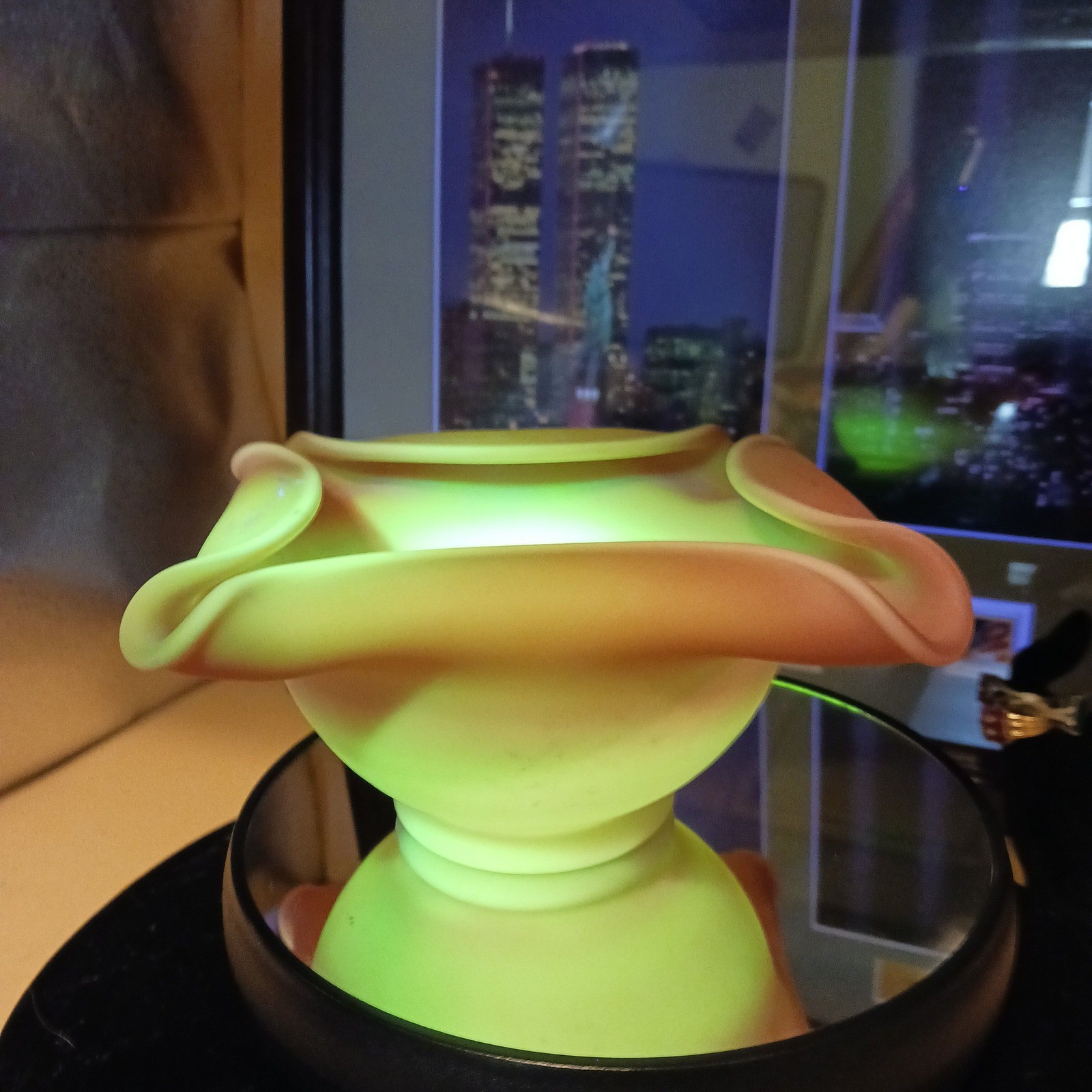 Fenton Burmese Uranium glassl 1 of 3 pc Fairy Lamp base