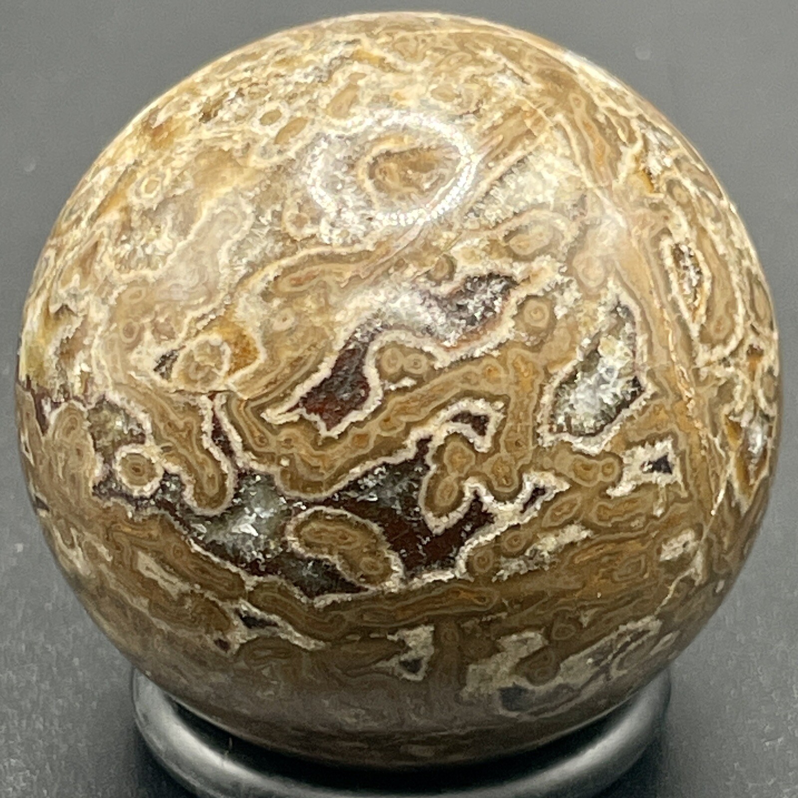 41mm 97gm Polished Crazy Lace Agate Sphere
