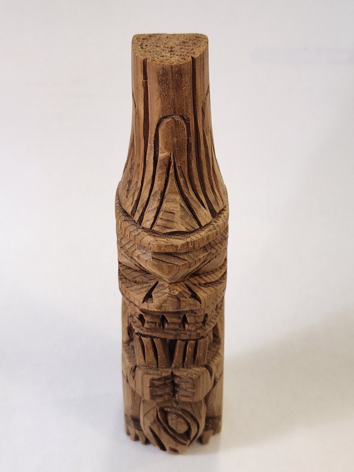 VINTAGE DANNY JAMES TOTEM CARVING NATIVE FIRST NATIONS TOTEM POLE