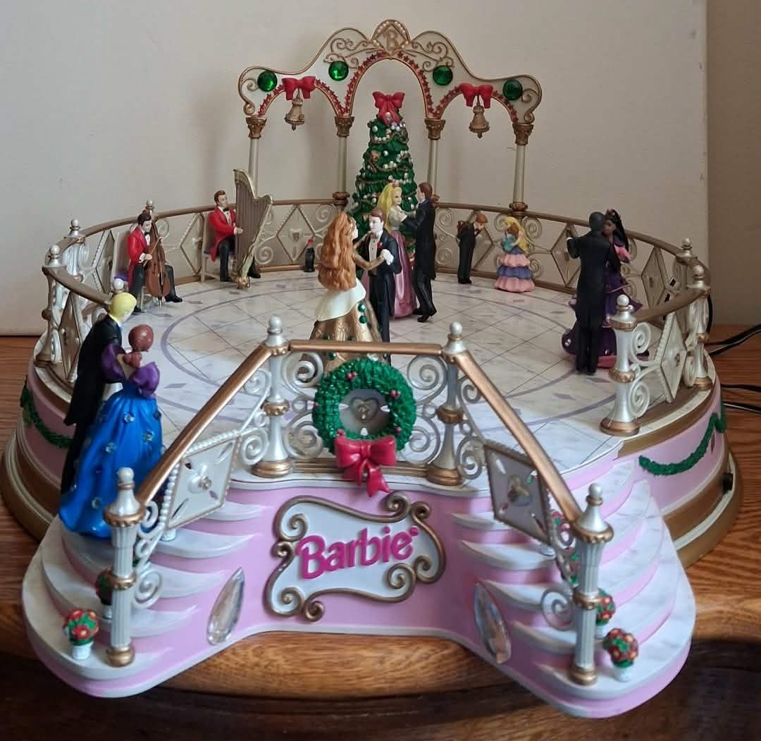Vintage 1997 Mr. Christmas Barbie Holiday Dance Musical Mechanical Display Piece