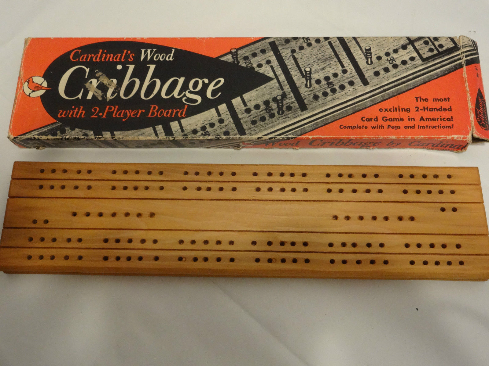 Cribbage Board Cardinal's Wood Card Game With Box 3 GREEN 1 YELLOW Pegs Vintage