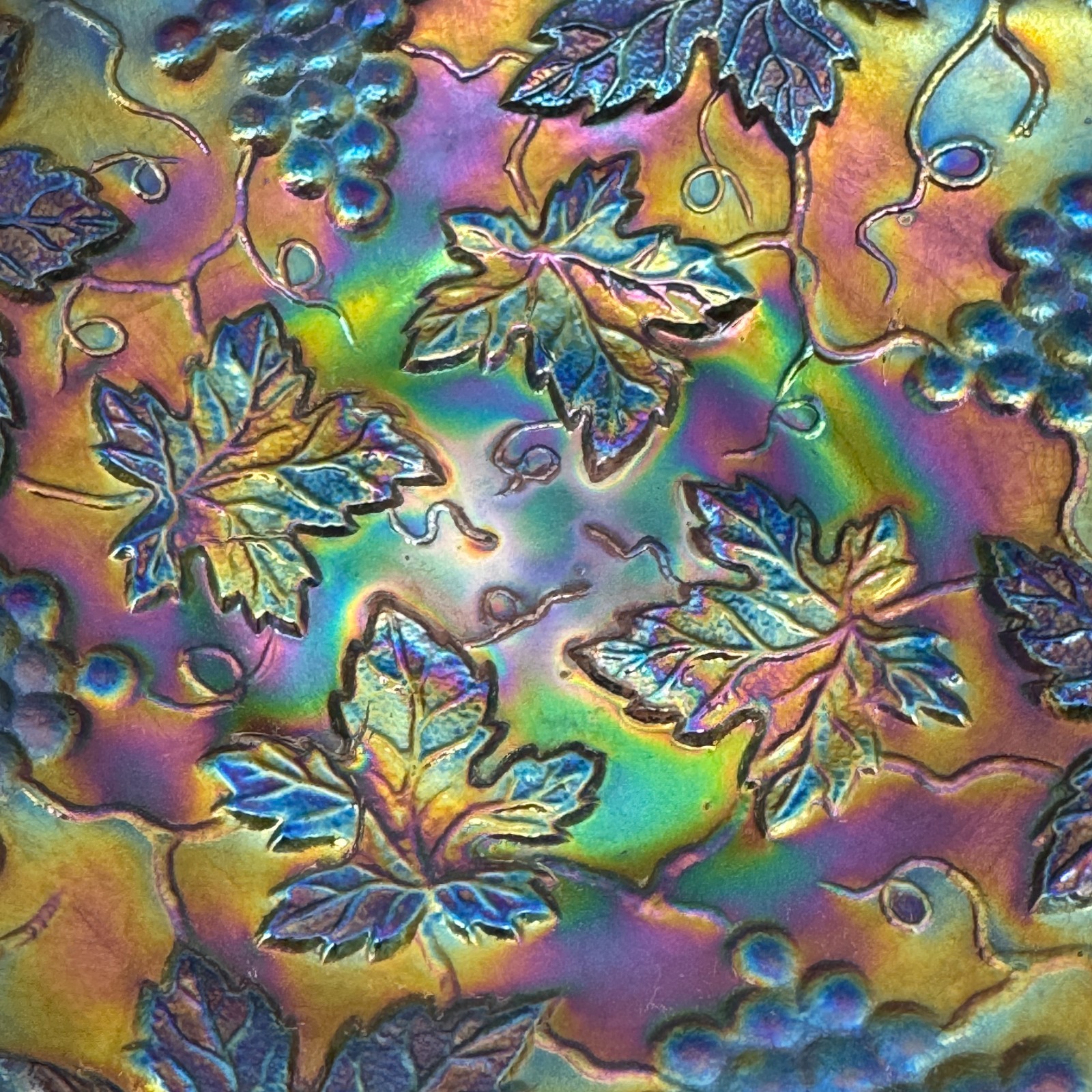 NORTHWOOD Amethyst Carnival Glass Grape & Cable Variant Ruffled Iridescent Bowl