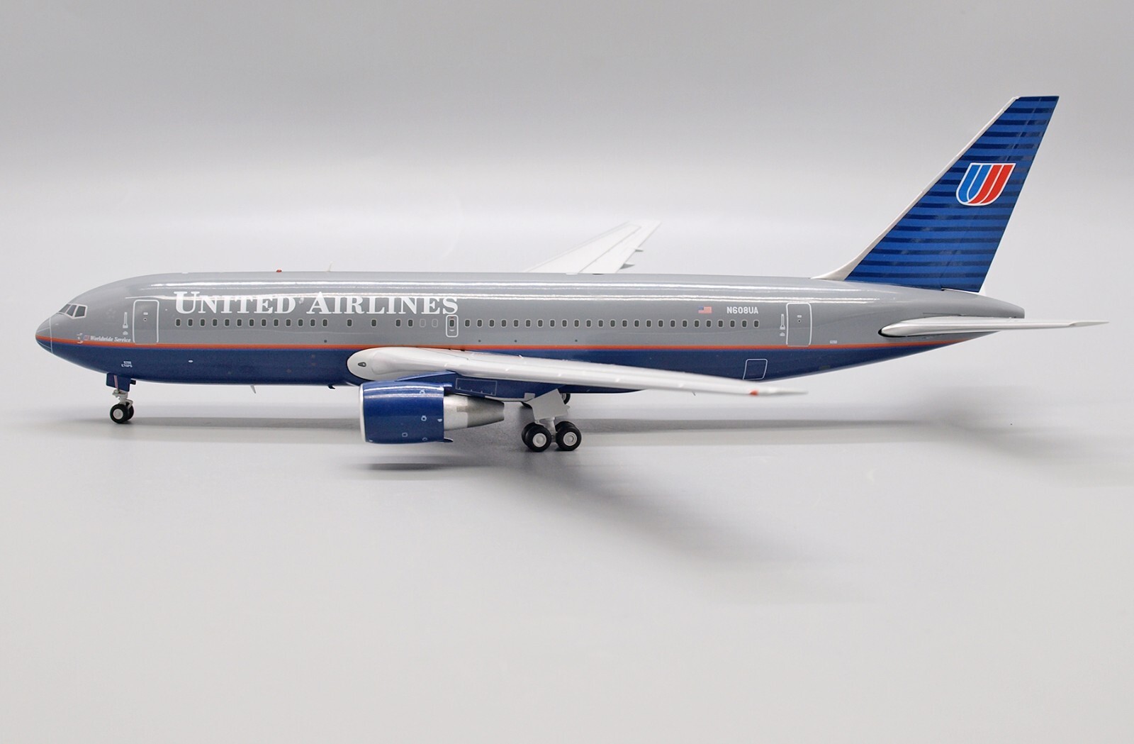 United Airlines B767-200 Reg: N608UA JC Wings 1:200 Diecast model XX20158