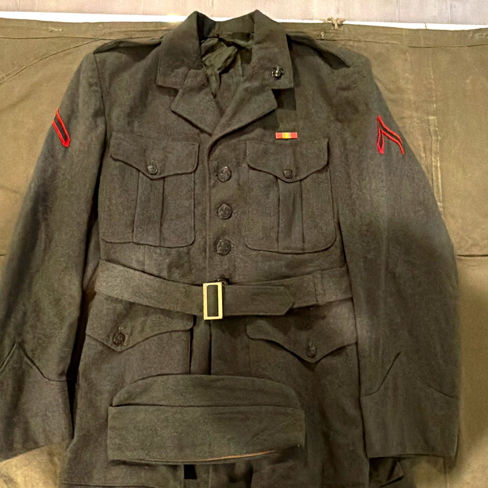 Original late 1940/early 1950s USMC wool uniform and garrison cap
