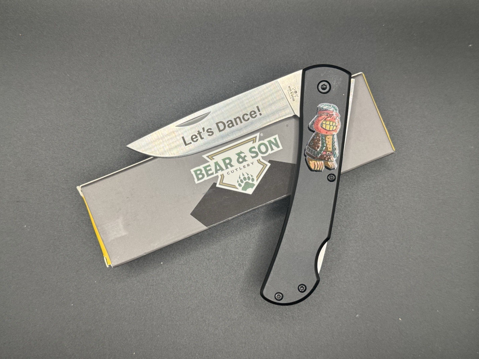 Bear & Son Lockback Suite2A Exclusive Gus Let’s Dance Knife Bear & Son Lockback Suite2A Exclusive Gus Let’s Dance Knife